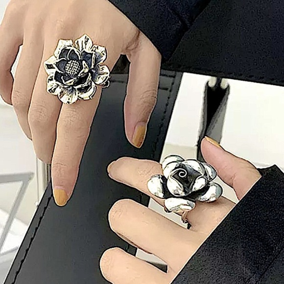 Flower Sterling Silver Two Piece Resizable Statement Ring Set - Picture 1 of 10
